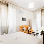Paco House